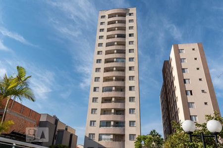Apartamento à venda com 65m², 2 quartos e 1 vagaFachada