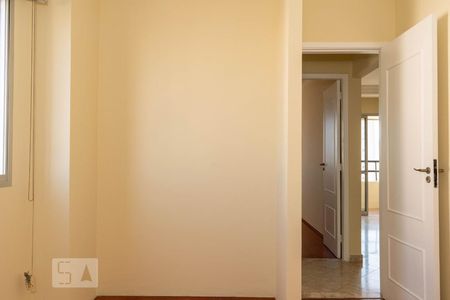 Apartamento à venda com 65m², 2 quartos e 1 vagaQuarto 2