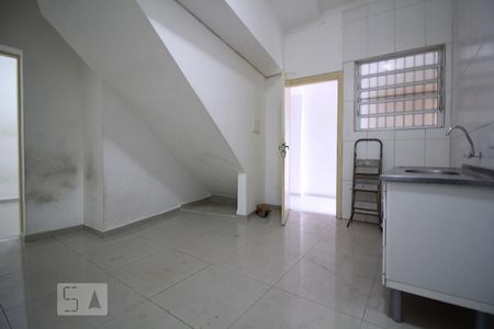 Cozinha de apartamento para alugar com 1 quarto, 35m² em Liberdade, São Paulo