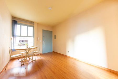 Apartamento à venda com 1 quarto, 50m² em Santo Antônio, Porto Alegre