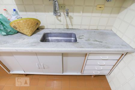 Apartamento para alugar com 45m², 1 quarto e 1 vagaPia