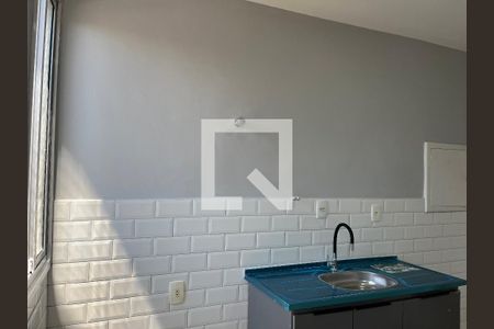 Cozinha de apartamento para alugar com 1 quarto, 50m² em Santa Cecília, São Paulo