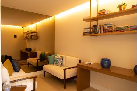 Apartamento à venda com 45m², 1 quarto e 1 vagaHall 