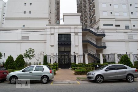 Apartamento à venda com 45m², 1 quarto e 1 vagaFachda