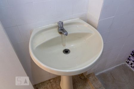Apartamento para alugar com 66m², 2 quartos e sem vaga Apartamento para alugar com 66m², 2 quartos e sem vagaBanheiro