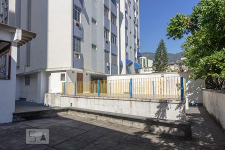 Apartamento para alugar com 66m², 2 quartos e sem vaga Apartamento para alugar com 66m², 2 quartos e sem vagaÁrea Comum - Playground