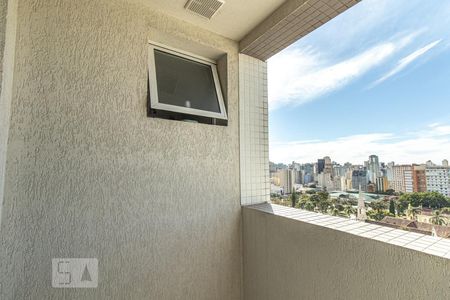 Sacada de kitnet/studio para alugar com 1 quarto, 25m² em Centro, Curitiba