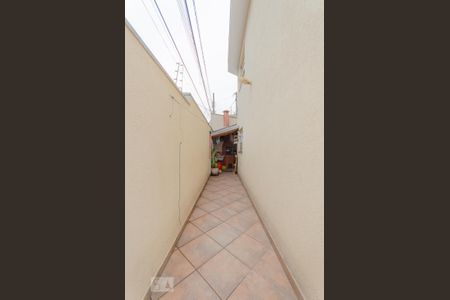 Casa à venda com 120m², 3 quartos e 1 vagaCorredor Lateral