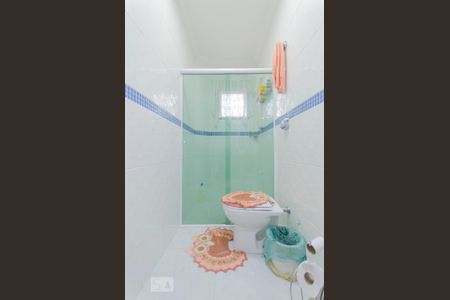 Casa à venda com 120m², 3 quartos e 1 vagaBanheiro Suíte 2