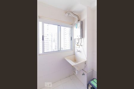 Apartamento à venda com 45m², 2 quartos e 1 vaga Apartamento à venda com 45m², 2 quartos e 1 vagaÁrea de Serviço