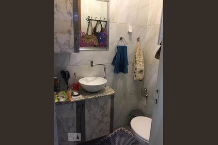 Suíte de casa de condomínio à venda com 3 quartos, 110m² em Parque Fongaro, São Paulo