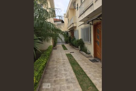 Casa de condomínio à venda com 110m², 3 quartos e 2 vagasÁrea comum