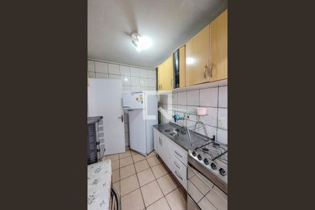 cozinha de apartamento à venda com 2 quartos, 70m² em Medianeira, Porto Alegre