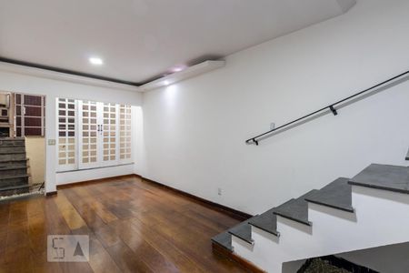Sala de casa para alugar com 3 quartos, 85m² em Planalto Paulista, São Paulo