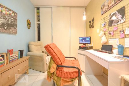 Apartamento à venda com 95m², 3 quartos e 2 vagas Apartamento à venda com 95m², 3 quartos e 2 vagasQuarto 3