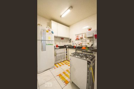 Apartamento à venda com 95m², 3 quartos e 2 vagas Apartamento à venda com 95m², 3 quartos e 2 vagasCozinha