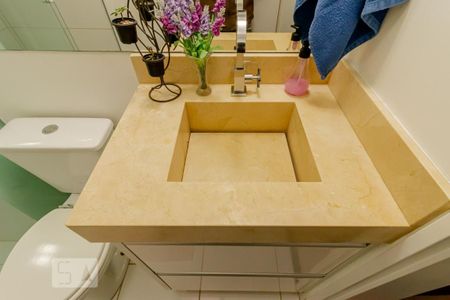 Apartamento à venda com 69m², 3 quartos e 1 vagaBanheiro da Suíte