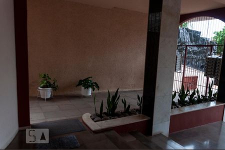 Apartamento à venda com 61m², 2 quartos e sem vagaÁrea comum