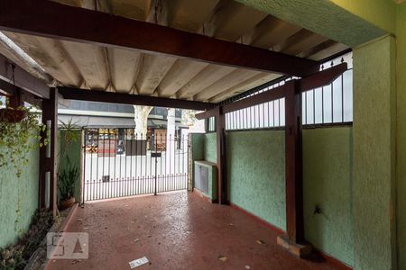 Casa à venda com 134m², 2 quartos e 1 vaga Casa à venda com 134m², 2 quartos e 1 vagaGaragem