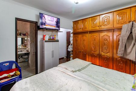 Casa à venda com 170m², 2 quartos e 2 vagasSuíte 2
