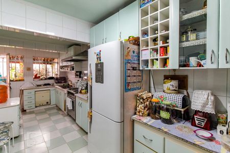 Casa à venda com 170m², 2 quartos e 2 vagasCozinha