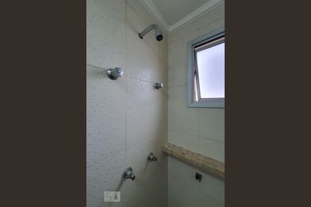 Apartamento para alugar com 54m², 2 quartos e 1 vaga Apartamento para alugar com 54m², 2 quartos e 1 vagaBanheiro da suíte