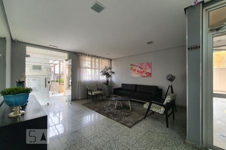 Hall de entrada de apartamento para alugar com 2 quartos, 54m² em Saúde, São Paulo