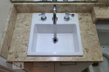 Apartamento para alugar com 54m², 2 quartos e 1 vaga Apartamento para alugar com 54m², 2 quartos e 1 vagaBanheiro da suíte