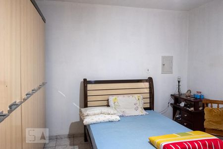 Suíte de casa à venda com 4 quartos, 500m² em Vila Ré, São Paulo