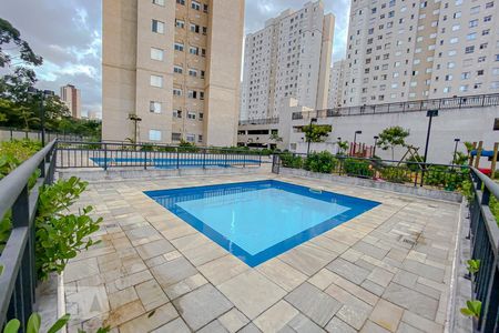 Apartamento para alugar com 68m², 2 quartos e 1 vagaÁrea comum - Piscina