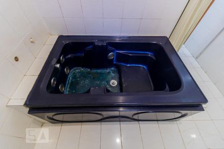 Casa à venda com 250m², 3 quartos e 3 vagas Casa à venda com 250m², 3 quartos e 3 vagasDetalhe banheiro