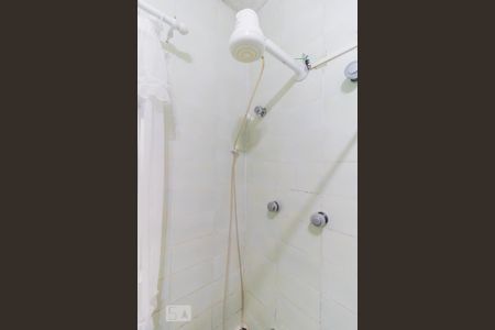 Casa à venda com 250m², 3 quartos e 3 vagas Casa à venda com 250m², 3 quartos e 3 vagasDetalhe banheiro