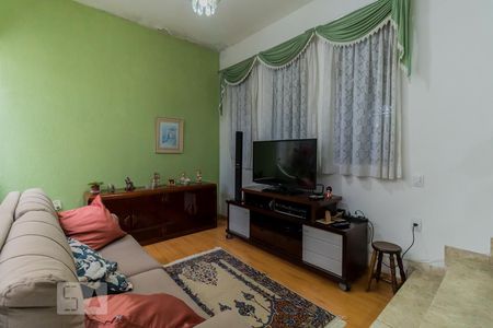Sala  de casa à venda com 3 quartos, 250m² em Cidade Patriarca, São Paulo