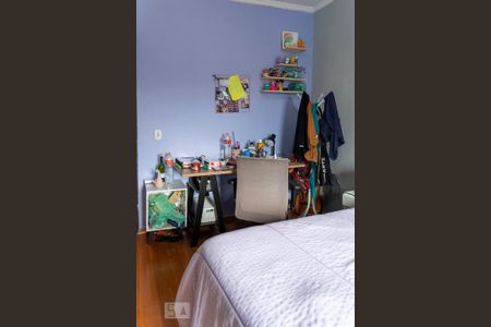 Casa à venda com 148m², 4 quartos e 2 vagasQuarto 1