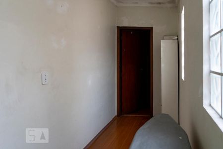 Casa à venda com 148m², 4 quartos e 2 vagasCorredor