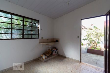 Casa para alugar com 300m², 3 quartos e 1 vagaEdícula