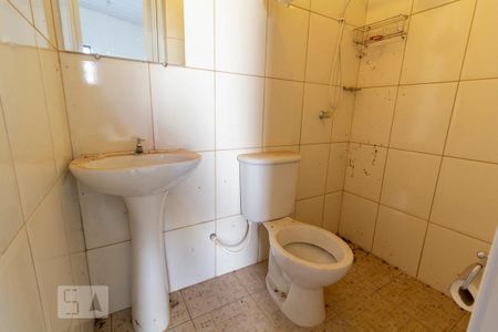 Casa para alugar com 300m², 3 quartos e 1 vagaEdícula banheiro