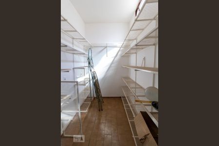 Casa para alugar com 300m², 3 quartos e 1 vagaDespensa