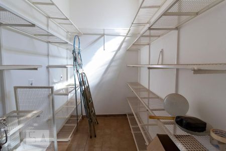 Casa para alugar com 300m², 3 quartos e 1 vagaDespensa