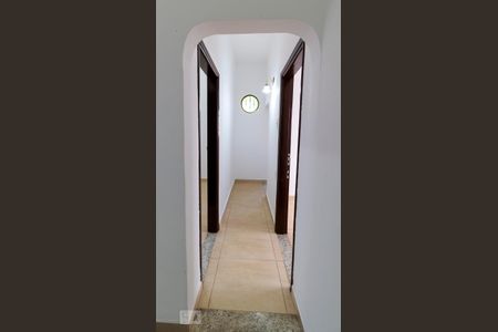 Casa para alugar com 300m², 3 quartos e 1 vagaCorredor