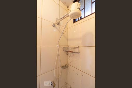 Casa para alugar com 300m², 3 quartos e 1 vagaEdícula banheiro