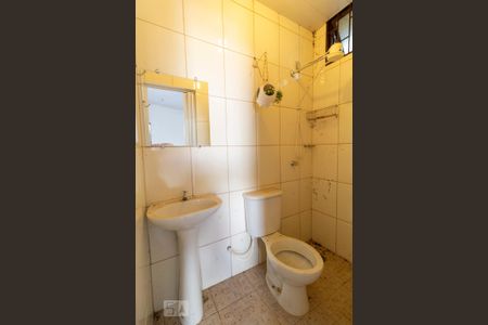 Casa para alugar com 300m², 3 quartos e 1 vagaEdícula banheiro