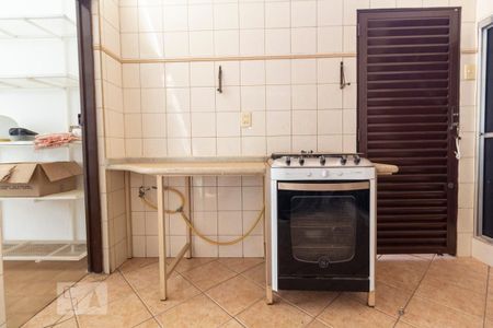 Casa para alugar com 300m², 3 quartos e 1 vagaCozinha