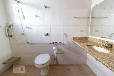 Casa para alugar com 300m², 3 quartos e 1 vagaBanheiro Social