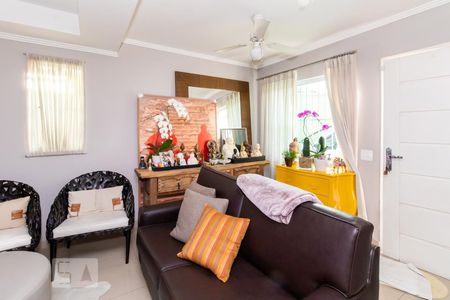 Sala de casa à venda com 3 quartos, 131m² em Vila Leonor, São Paulo