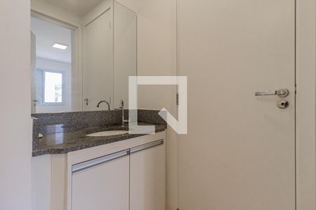 Banheiro de apartamento para alugar com 1 quarto, 32m² em Vila Yara, Osasco