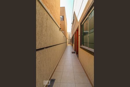 Casa de condomínio à venda com 40m², 1 quarto e 1 vagaCorredor Lateral