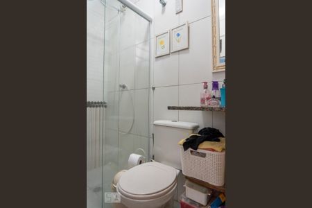 Apartamento à venda com 45m², 2 quartos e 1 vaga Apartamento à venda com 45m², 2 quartos e 1 vagaBanheiro