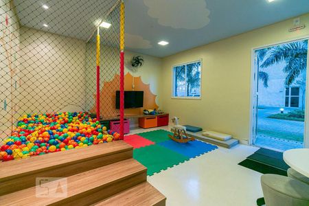 Apartamento à venda com 43m², 2 quartos e sem vagaÁrea Comum - Brinquedotéca