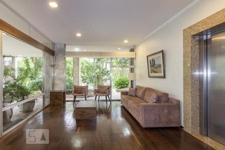 Apartamento à venda com 280m², 4 quartos e 2 vagasHall